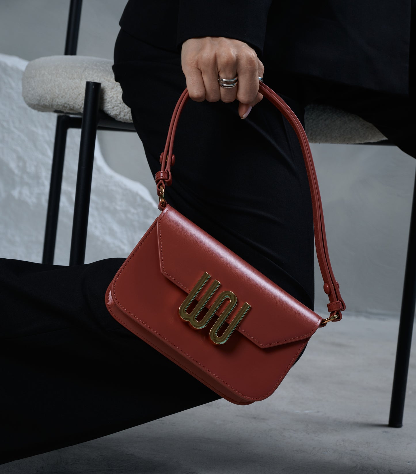 Garnet Ruby Rouge shoulder bag in deep ruby-red leather