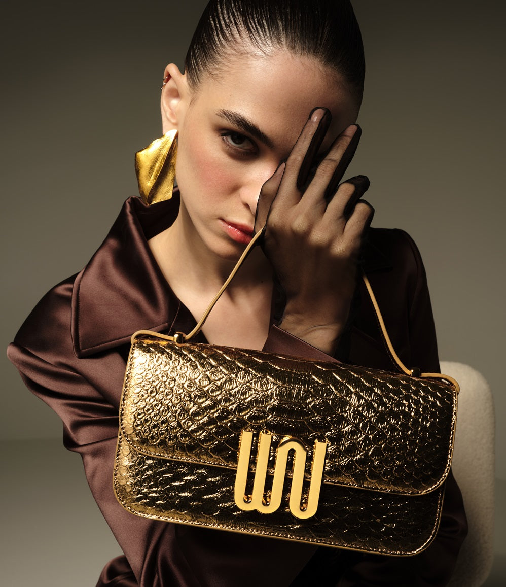 Selenite Golden shoulder bag in gold leather