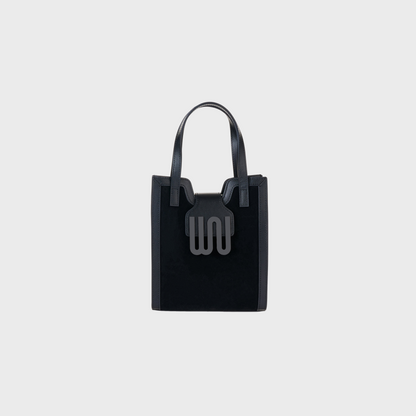 Azurite Noir tote in matte black leather