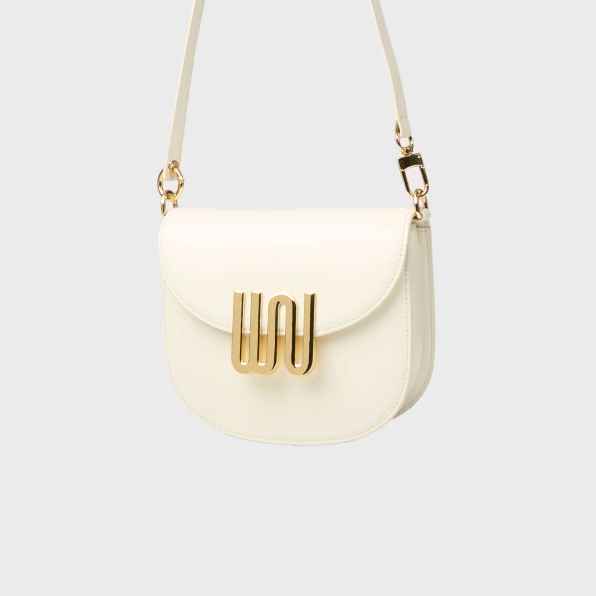 Jet Nougat structured bag in Togo leather
