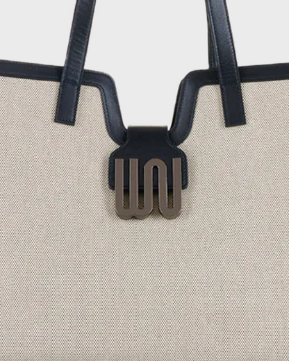 Obsidian Noir WN logo close-up