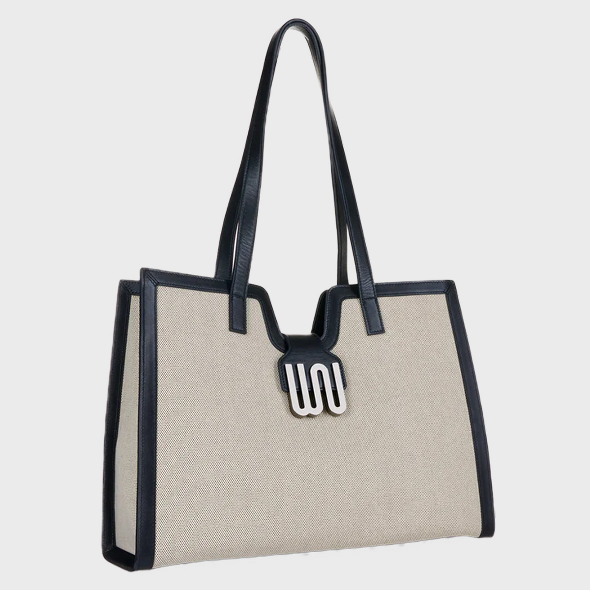 Obsidian Noir tote, three-quarter view