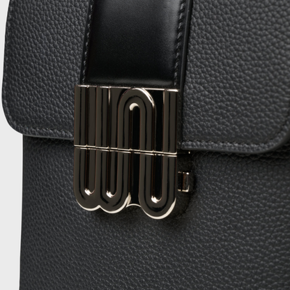 Peridot Noir bag in black small-grain leather
