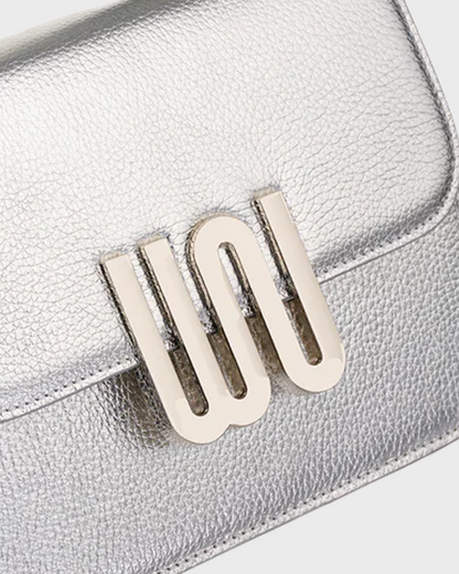 Pyrite Sleek Silver WN logo close-up