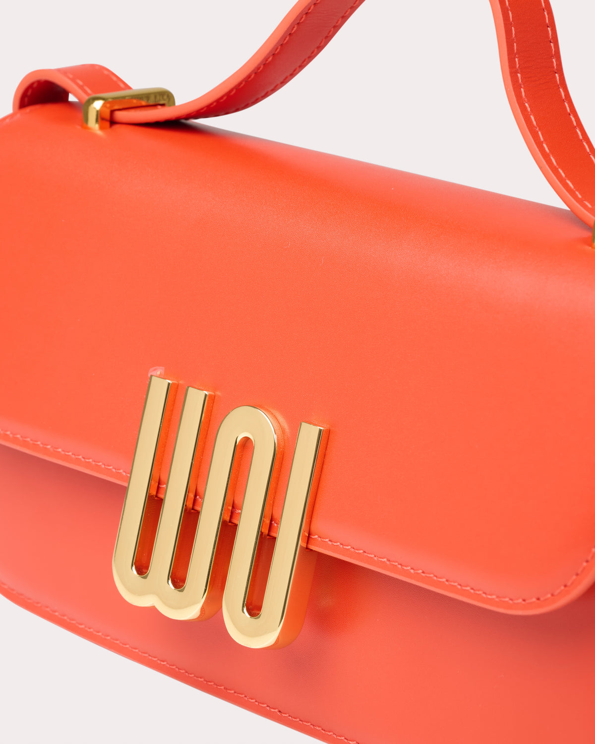 Selenite Neon Flare shoulder bag in coral leather
