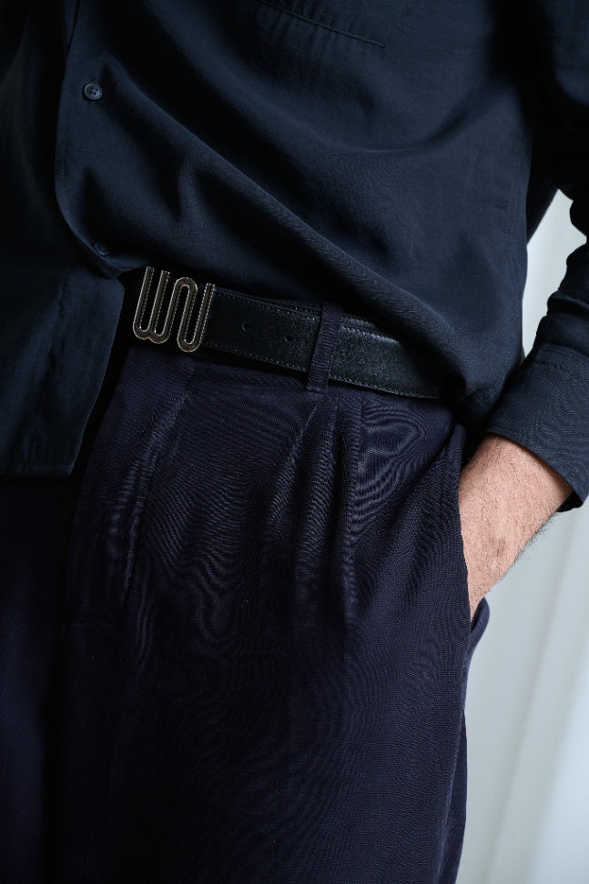 Shungite Noir belt in deep matte black leather