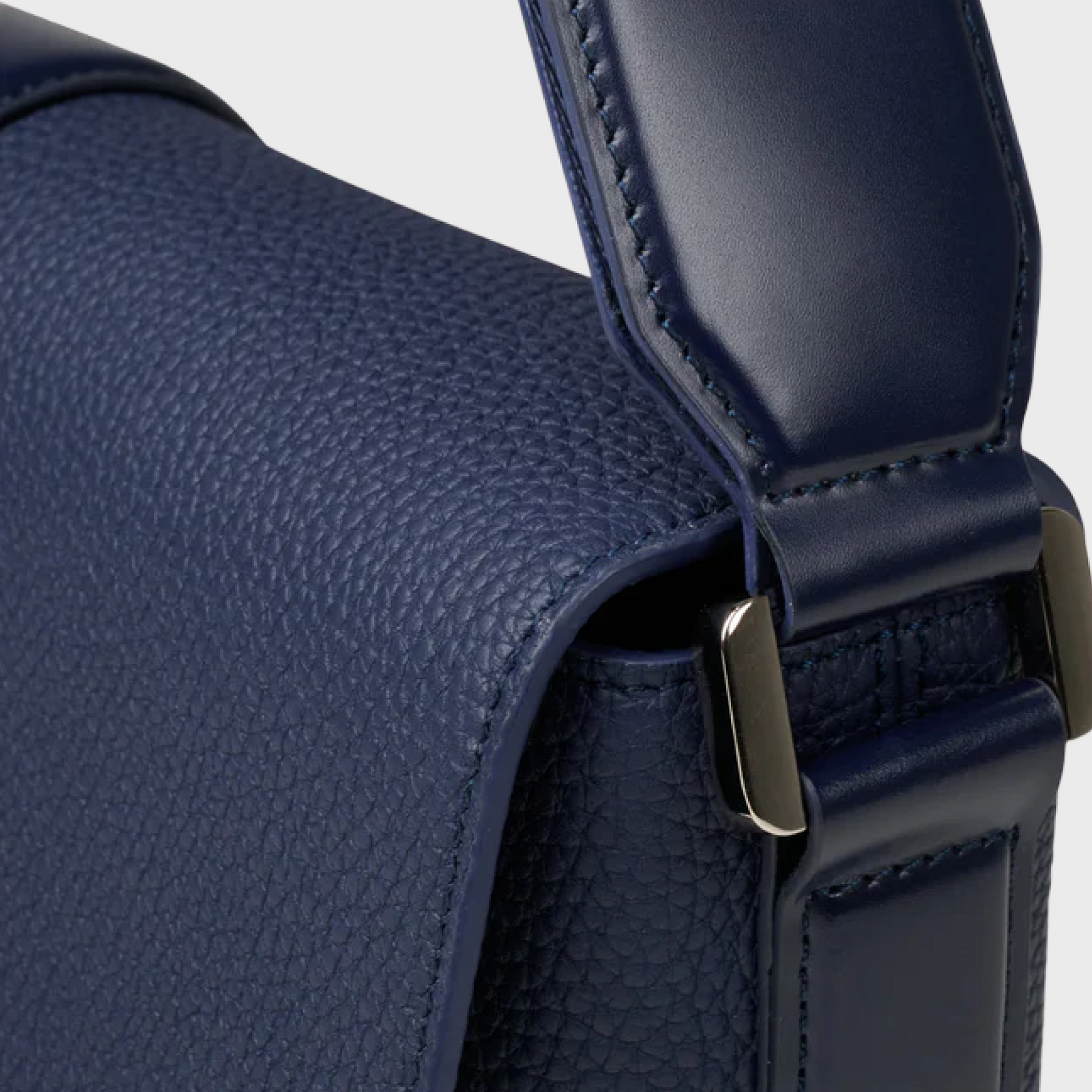 Tygar Cobalt bag in vivid cobalt European leather