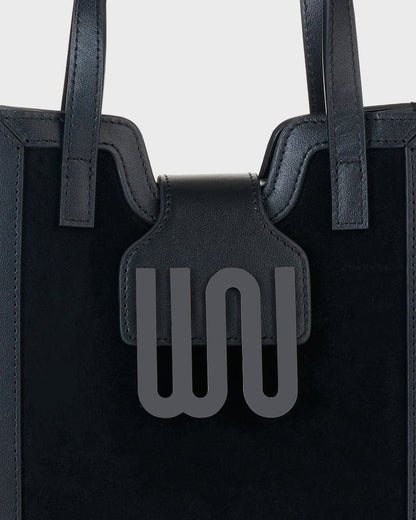 Azurite Noir tonal WN logo close-up
